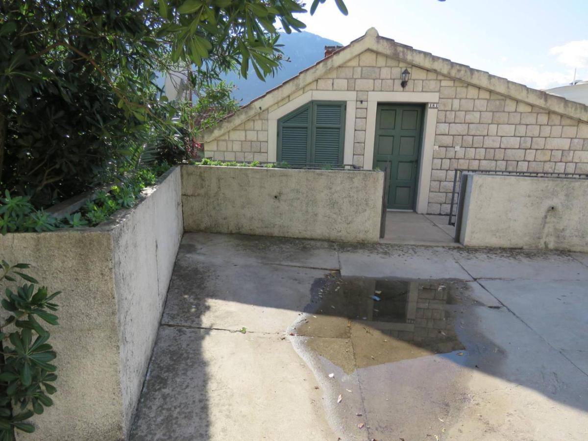 Apartmani Jasmina 科托尔 外观 照片