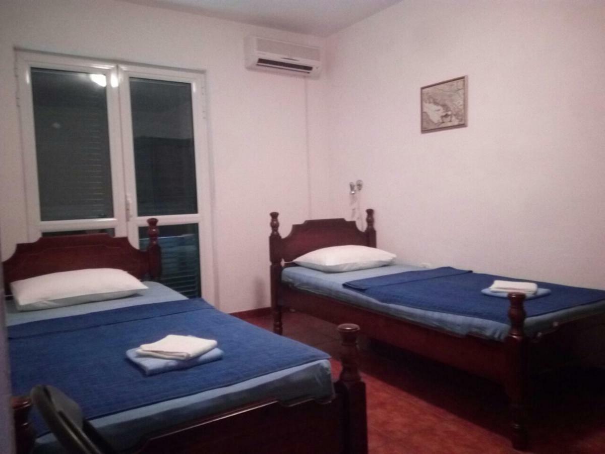 Apartmani Jasmina 科托尔 外观 照片