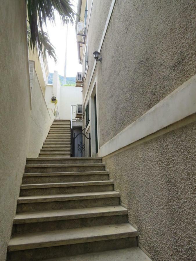 Apartmani Jasmina 科托尔 外观 照片